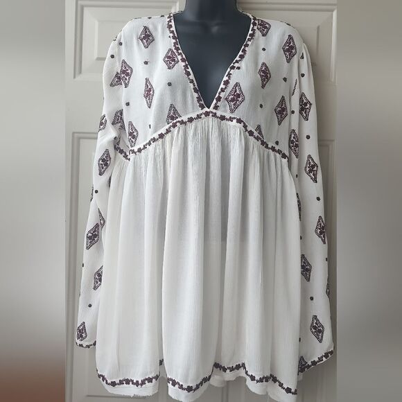 Free People Ivory Embroidered Bell Sleeve Tunic Top Boho Size S - Picture 5 of 13